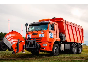 Дорожная машина КДМ-6520